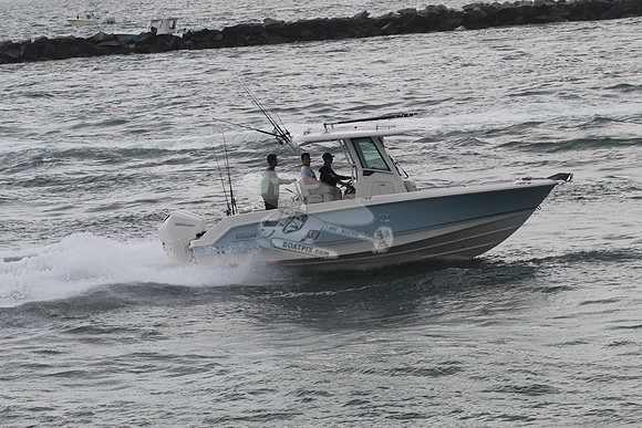 BOSTON WHALER.LT BLUE.3MEN.64