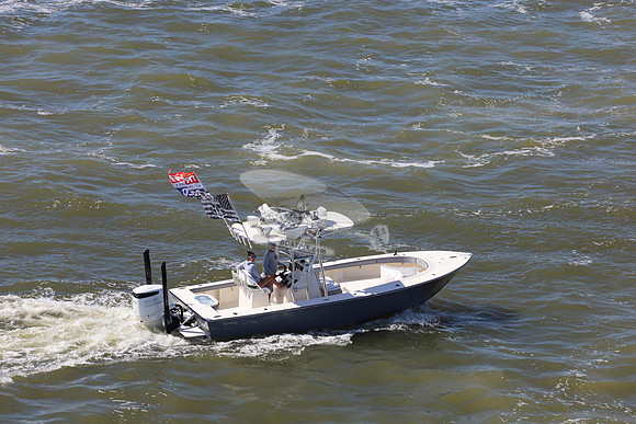 Avenger 25.gray.2
