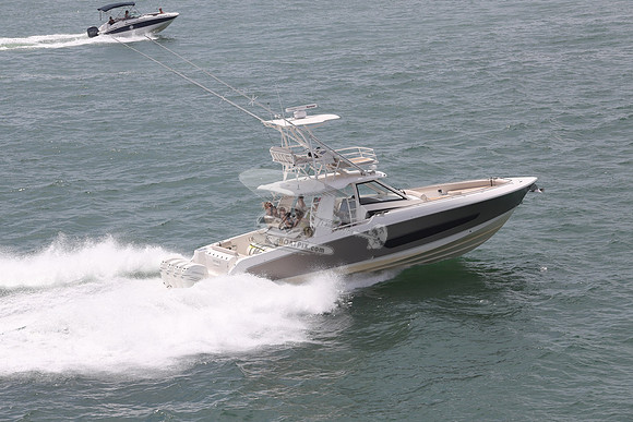 Boston Whaler.420 outrage.cape coral.24