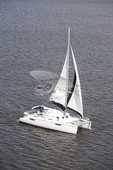 00000.CATAMARAN.061
