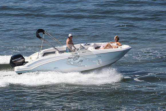 chaparral.blue hull.5941