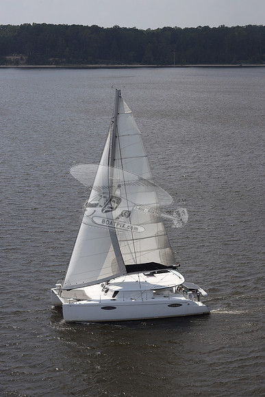 00000.CATAMARAN.018