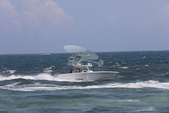 BOSTON WHALER37.651