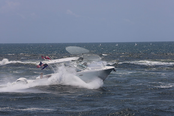 BUSTIN WAVES II.DEERFIELD BCH FL.01
