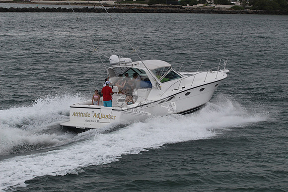 ATTITUDE ADJUSTER.MIAMI BCH FL.4