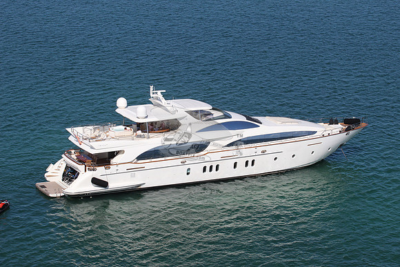 Azimut.red foreign flag.16