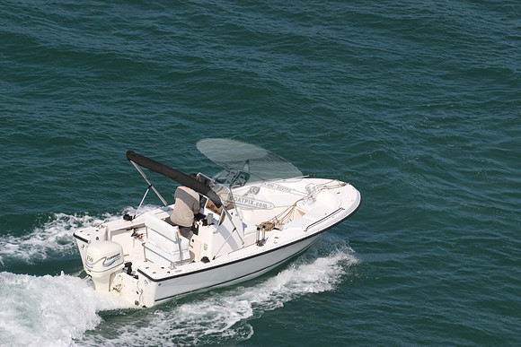 center console.evinrude.3