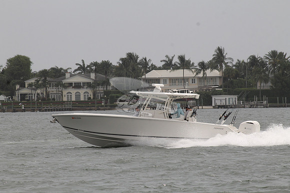 DO1291056.JUPITER BOAT.07