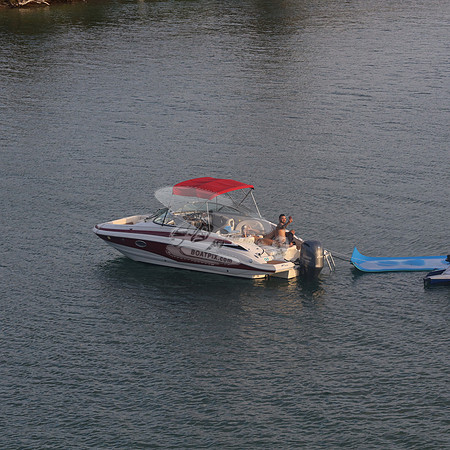 CROWNLINE.RED.FL..04