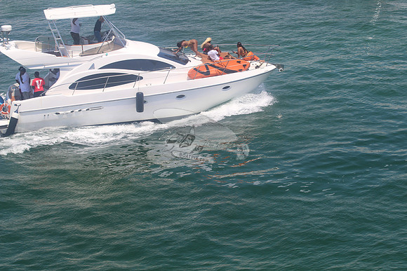 AZIMUT.WHITE.401