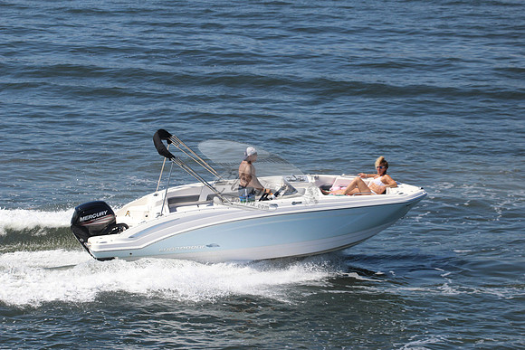 chaparral.blue hull.5939