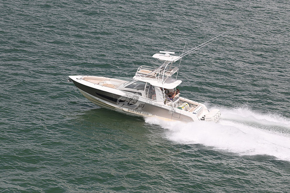 Boston Whaler.420 outrage.cape coral.02