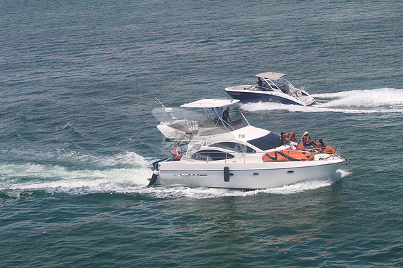 AZIMUT.WHITE.411