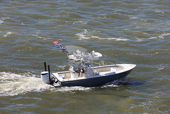 Avenger 25.gray.3