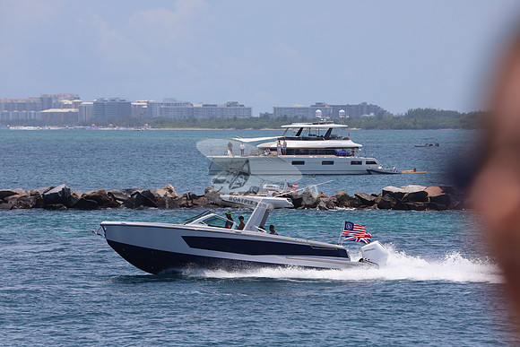 AVIANA BOAT.2