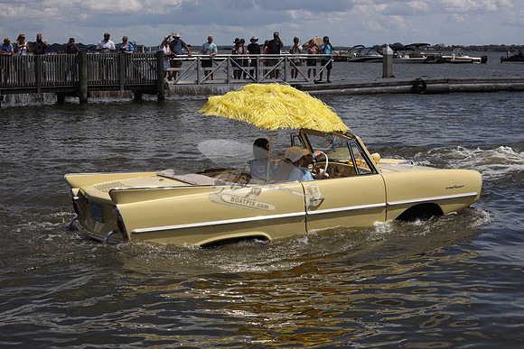 2H2120.YELLOW.AMPHICAR.5