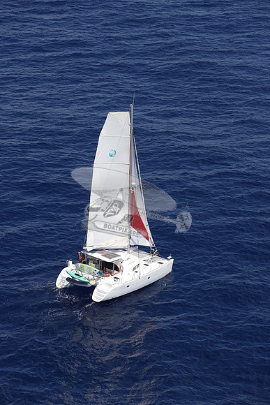 CHAMPAGNE MOMENT.SAIL38.26