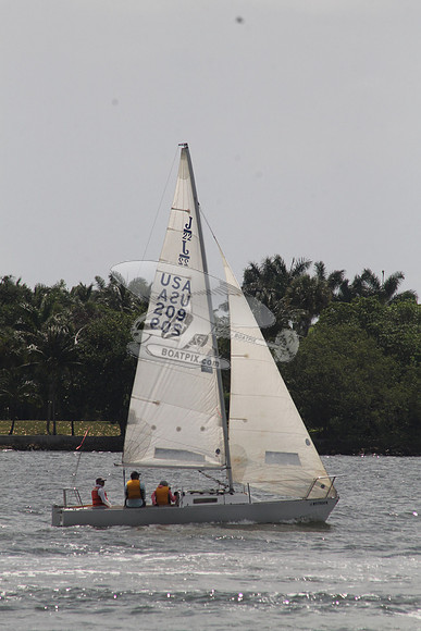 209.NY7765FR.104