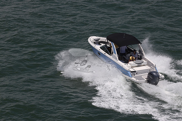 chaparral.blue.bowrider.04