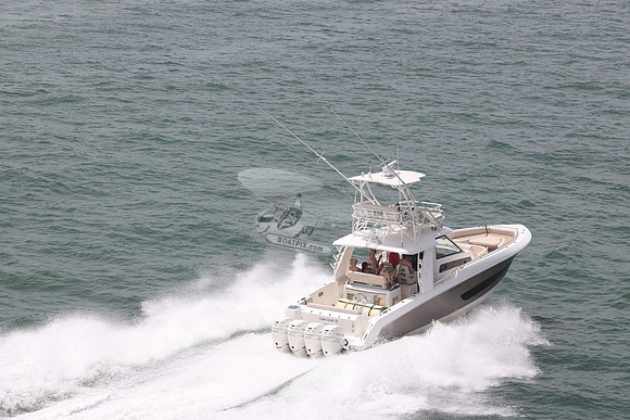 Boston Whaler.420 outrage.cape coral.15