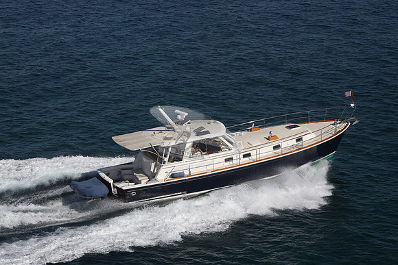 blue.traditional.grand banks. 11