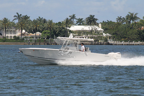 DO1291056.JUPITER BOAT.343