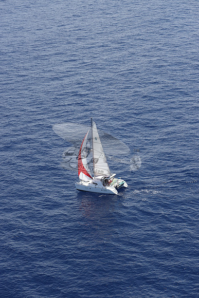 CHAMPAGNE MOMENT.SAIL38.10
