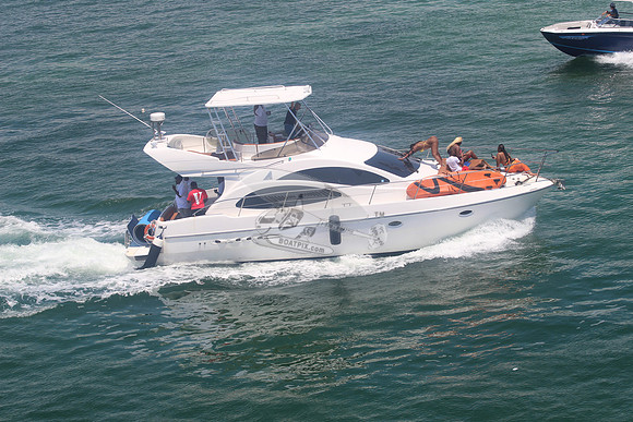 AZIMUT.WHITE.404
