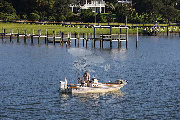 nc5083en.falling tide fishing adventures.7400