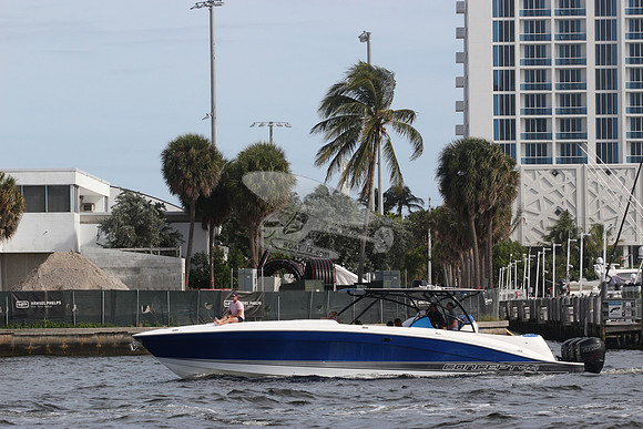 CONCEPT 44.BLUE HULL.3 MOTORS.03