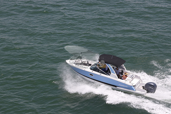 chaparral.blue.bowrider.07