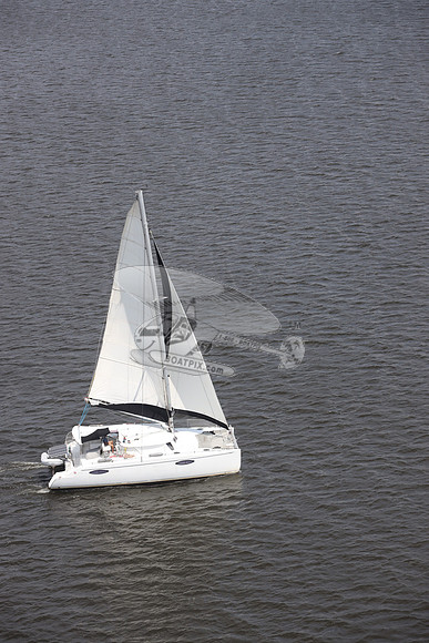 00000.CATAMARAN.081