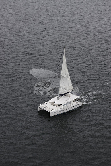 00000.catamaran.043