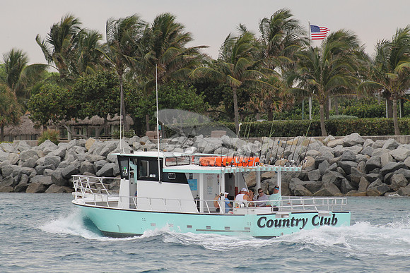 COUNTRY CLUB.3
