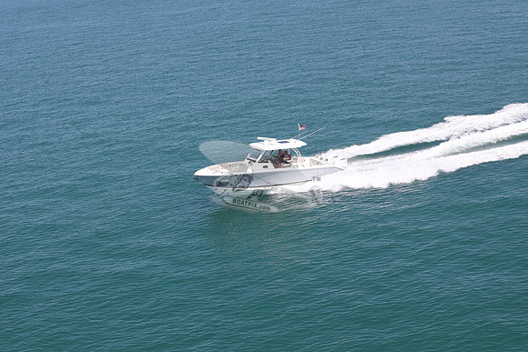 ADVENTURE US.CAPE CORAL FL.PURSUIT.42