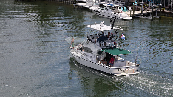 1167649.RV FISH HAWK.ST PETE FL.15