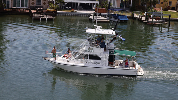 1167649.RV FISH HAWK.ST PETE FL.07