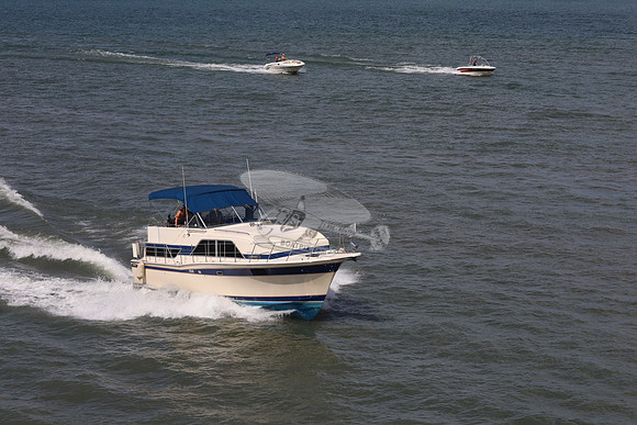 CHRIS CRAFT.BLUE BIMINI.0479