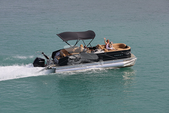 crest 230.black hull.2592