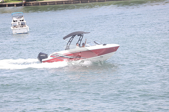 BAYLINER.RED.13