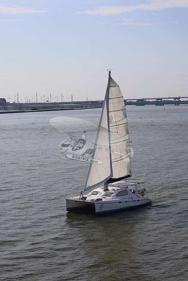 00000.catamaran.08