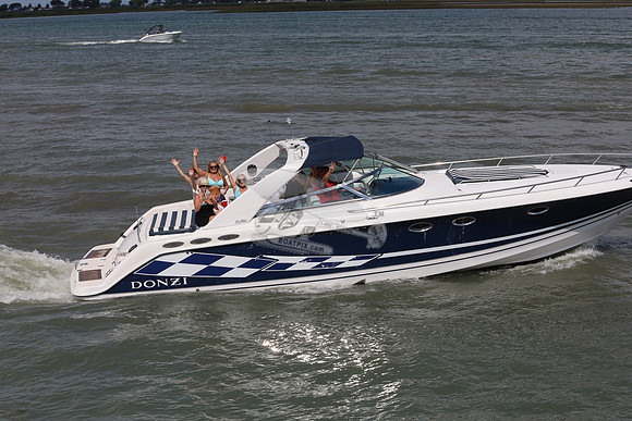 donzi 39z.blue hull.0899