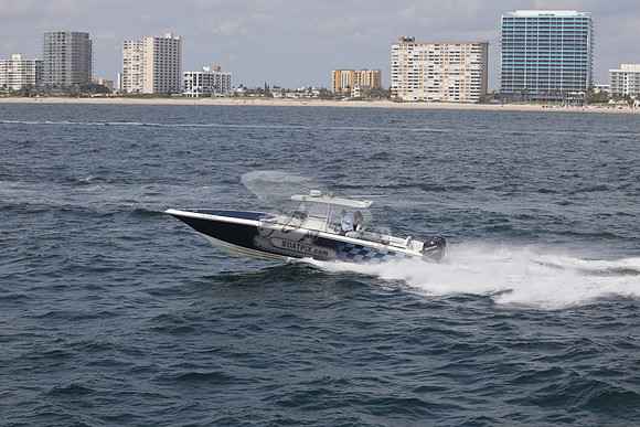 AL3075AT.16