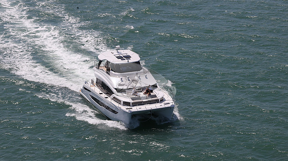 AQUILA YACHT.46