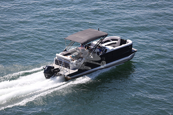 barletta.merc 300.black hull.6959
