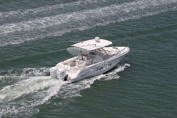FIFTH DAY.SAND KEY FL. WHALER.02