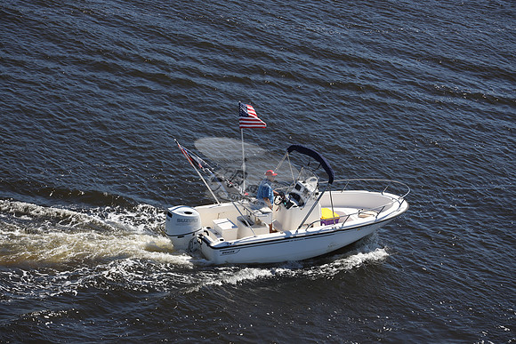 MI1866bp.boston whaler.2