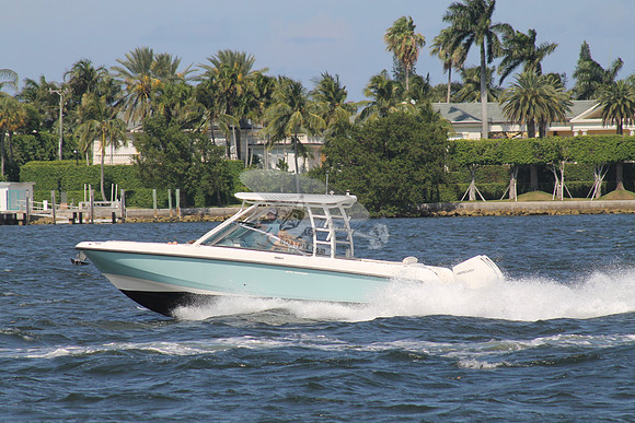 BOSTONWHALER27.LT BLUE.655