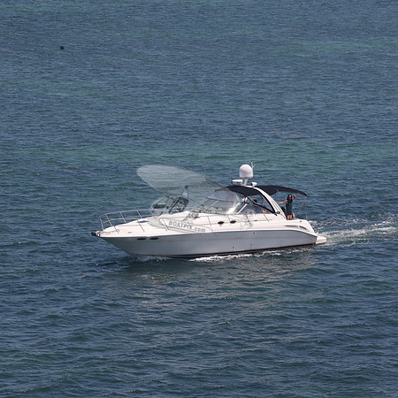 FEELIN NAUTI.MIAMI FL.SR.02