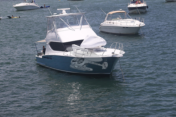 HATTERAS.BLUE HULL.06